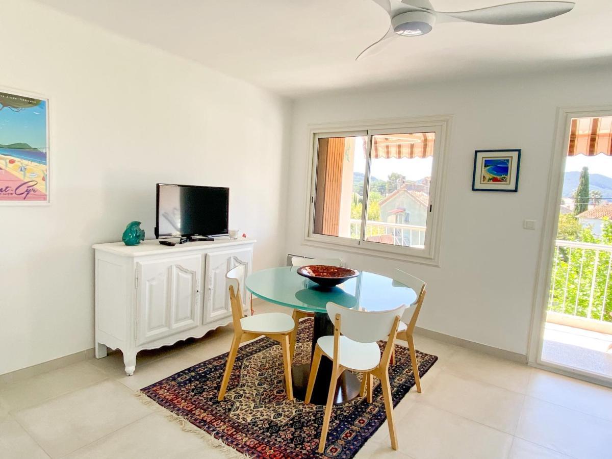 Appartement La Fregate Avec Terrasse A 100M De La Plage Saint-Cyr-sur-Mer Exterior photo